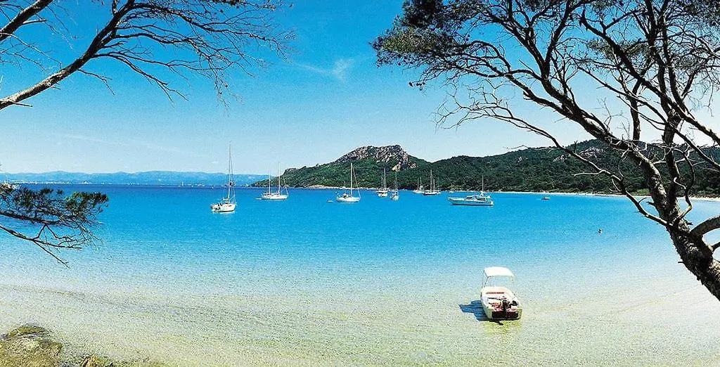 Pinede Plage Vue Mer 5 Pers Refait A Neuf Balneo Clim Parc Exotique Hyères 0*,  França