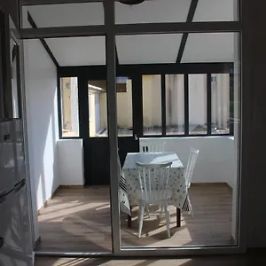 La Baraque Hébergement de vacances Gourhel